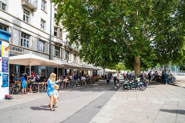 Apartment Zentrale Wohnung Am Marienplatz Fuer 8 Stuttgart Germany