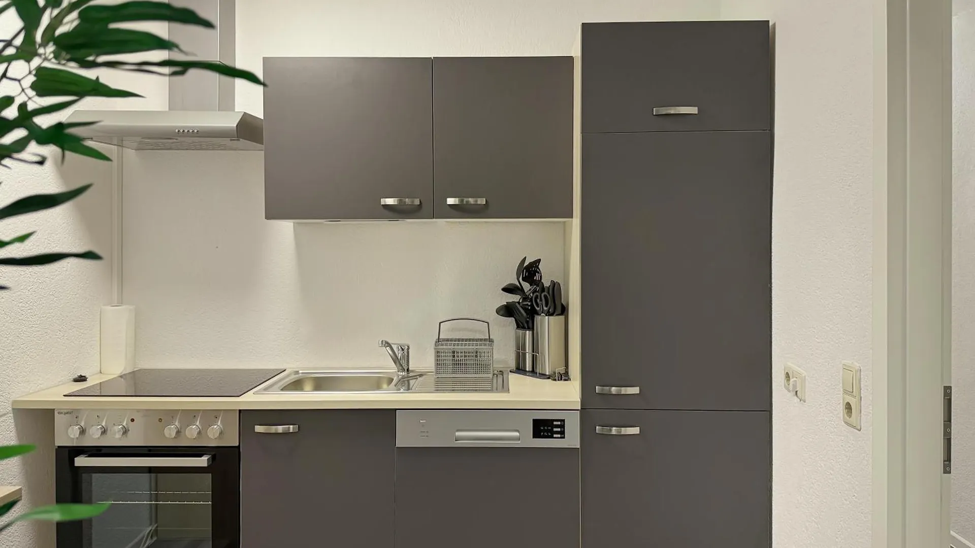 Zentrale Wohnung Am Marienplatz Fuer 8 Stuttgart Germany